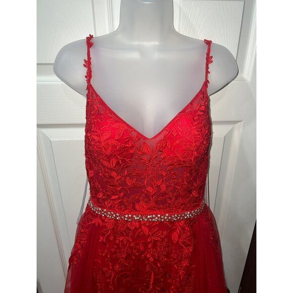 NWT JVN PROM COLLECTION Gorgeous Red Dress Size 6 Retail $599 - Picture 9 of 13